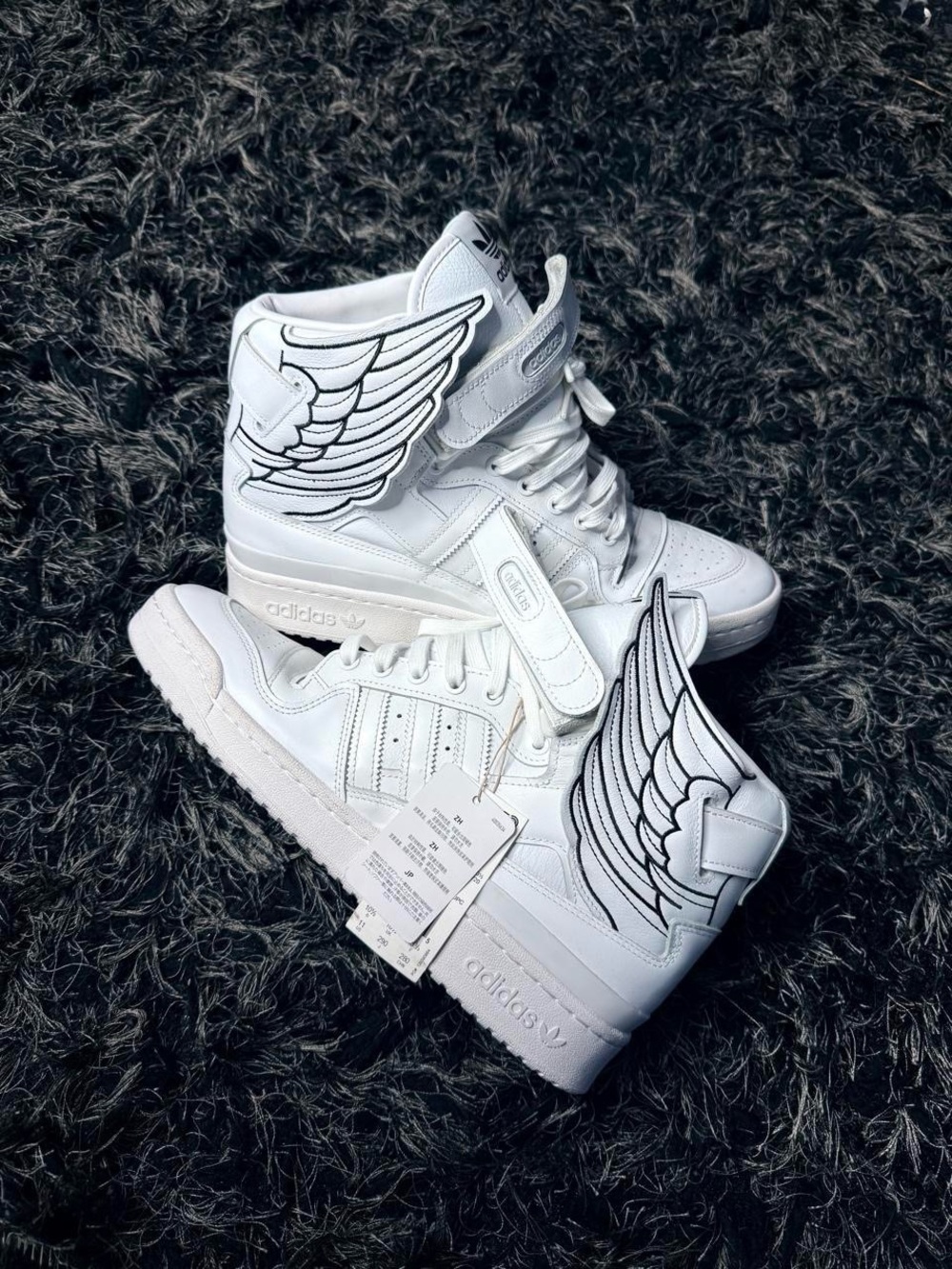 Adidas x Jeremy Scott 4.0 cloud forum